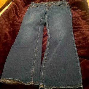 Old Navy mid rise kicker boot cut 8 short